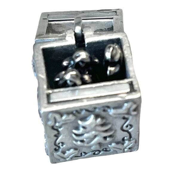 NEW Christmas Triple Angels Trinket PRAYER BOX & CHARMS Pendant Ornament by Ganz - Picture 6 of 15